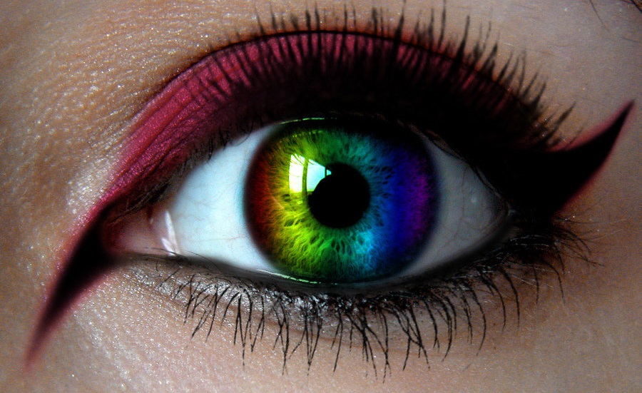 rainbow_eye_by_soniaflores1610