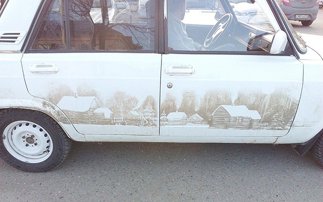 Rettentően koszos volt az autója az Orosz férfinak. Reggelre csodát talált rajta!