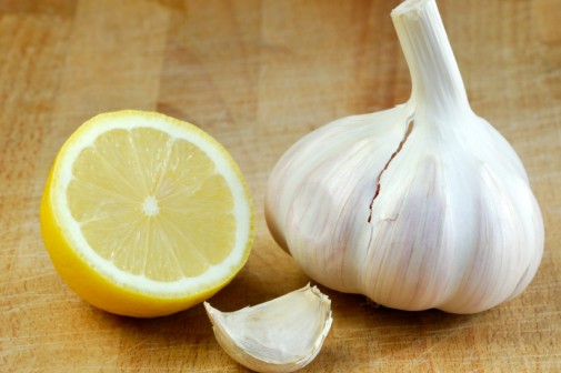 clean-blood-vessels-and-clogged-arteries-naturally-with-this-miracle-remedy-garlic-lemon