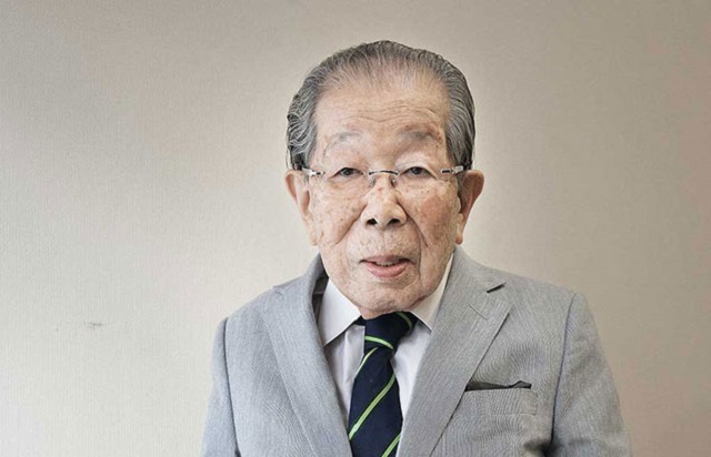 A 105 évesen elhunyt japán orvos tanácsai: “Hölgyeim, hagyjanak fel a diétával, és örüljenek többet”
